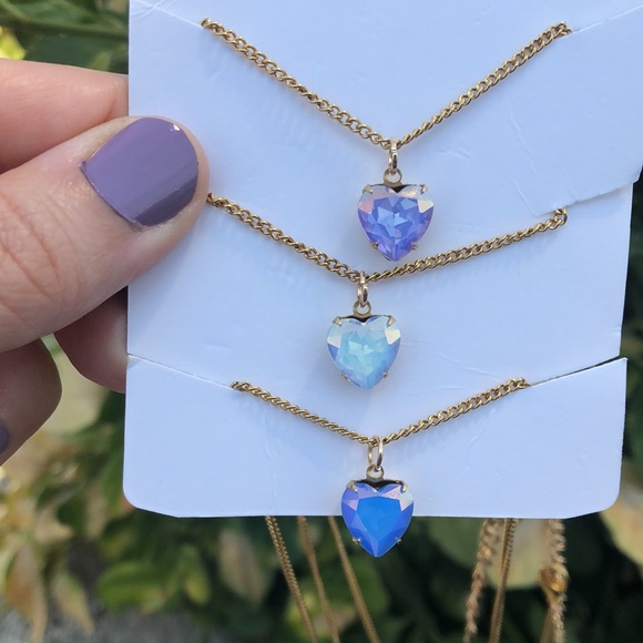 Iridescent Opal Aurora Borealis Crystal Heart Pendant Necklace - Picture 4 of 5